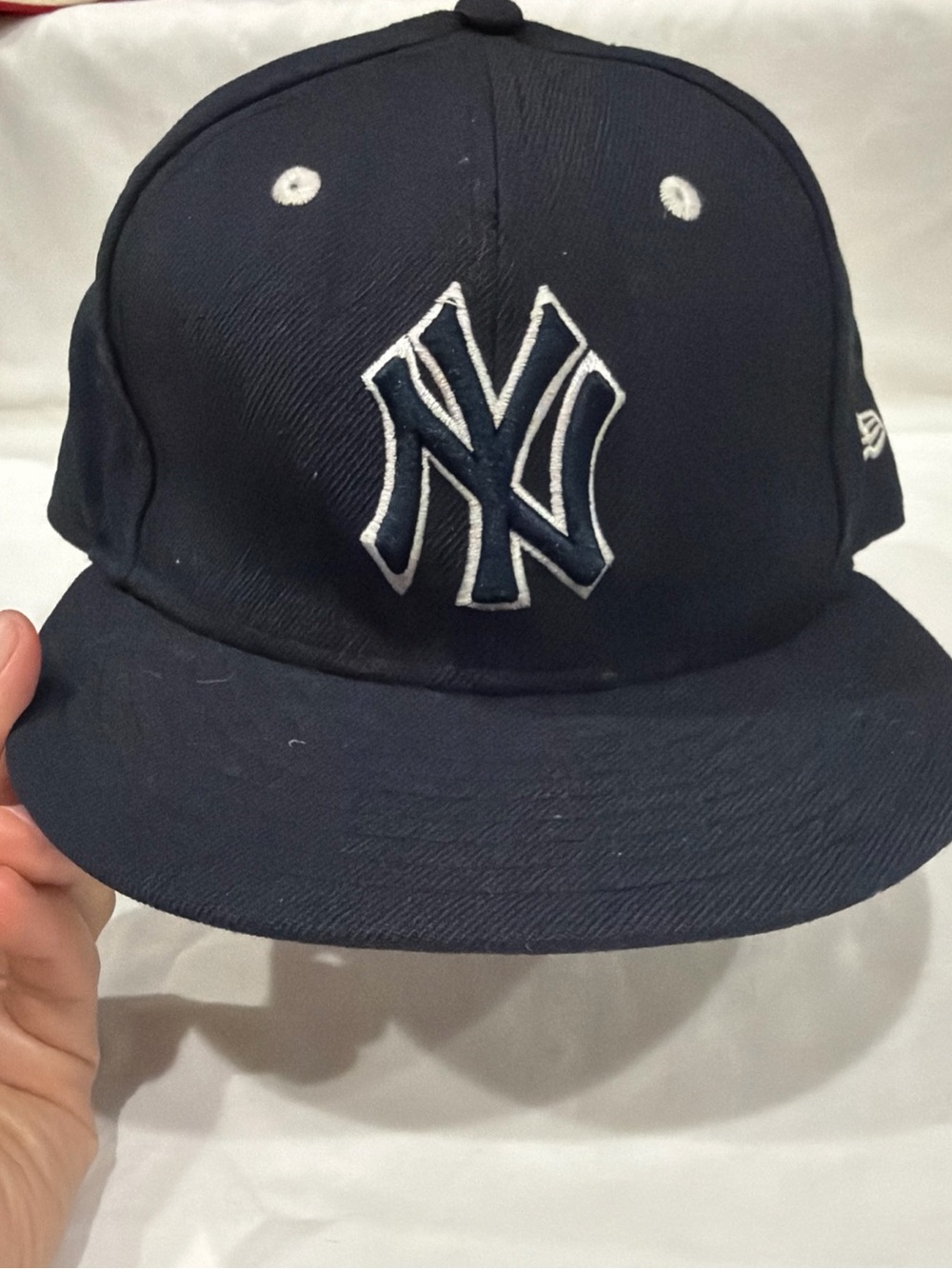New Era Navy and White New York Yankees Snapback Hat